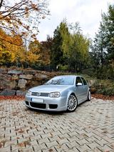 Volkswagen Golf IV R32 Handschalter - Volkswagen Golf: Iv R32