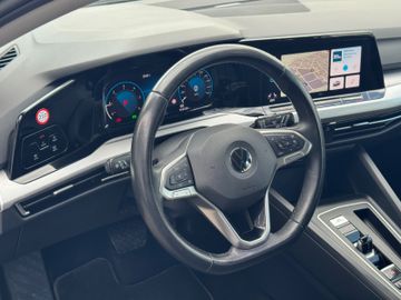 Volkswagen Golf - 10