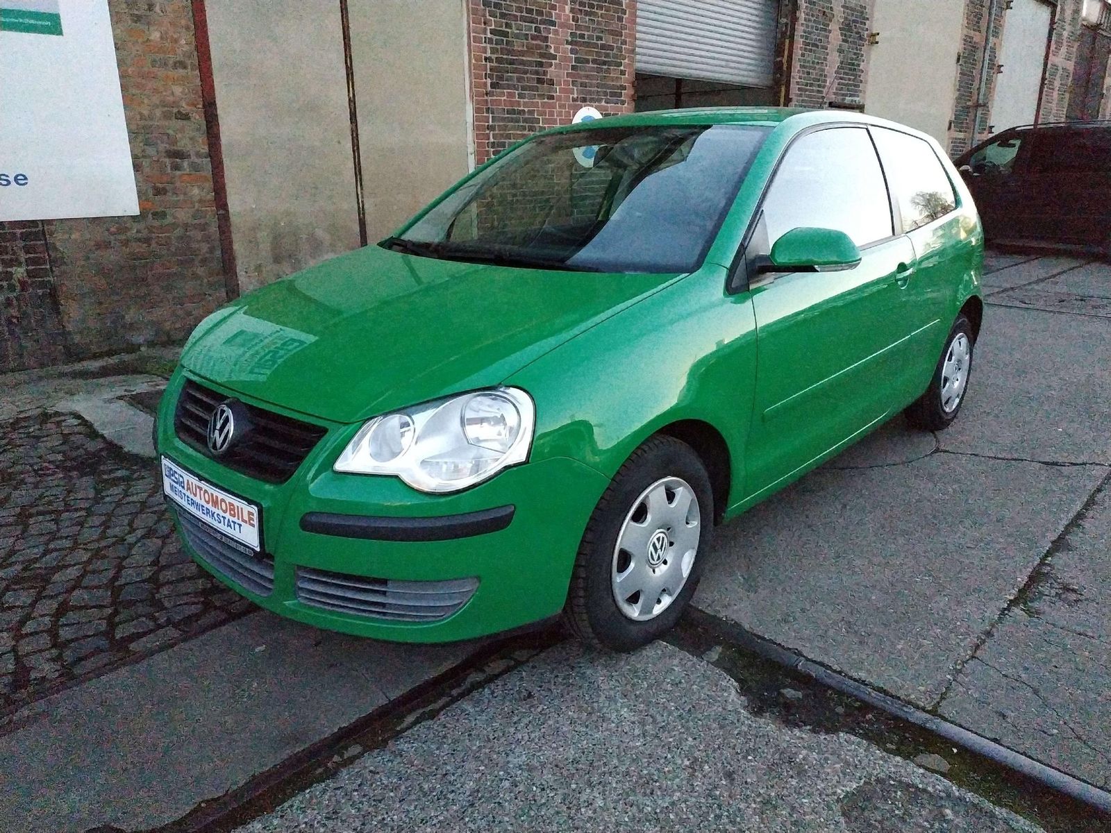 Polo 1.2/ TÜV NEU/ Klima/ Sitzheizung/ 8fach ber