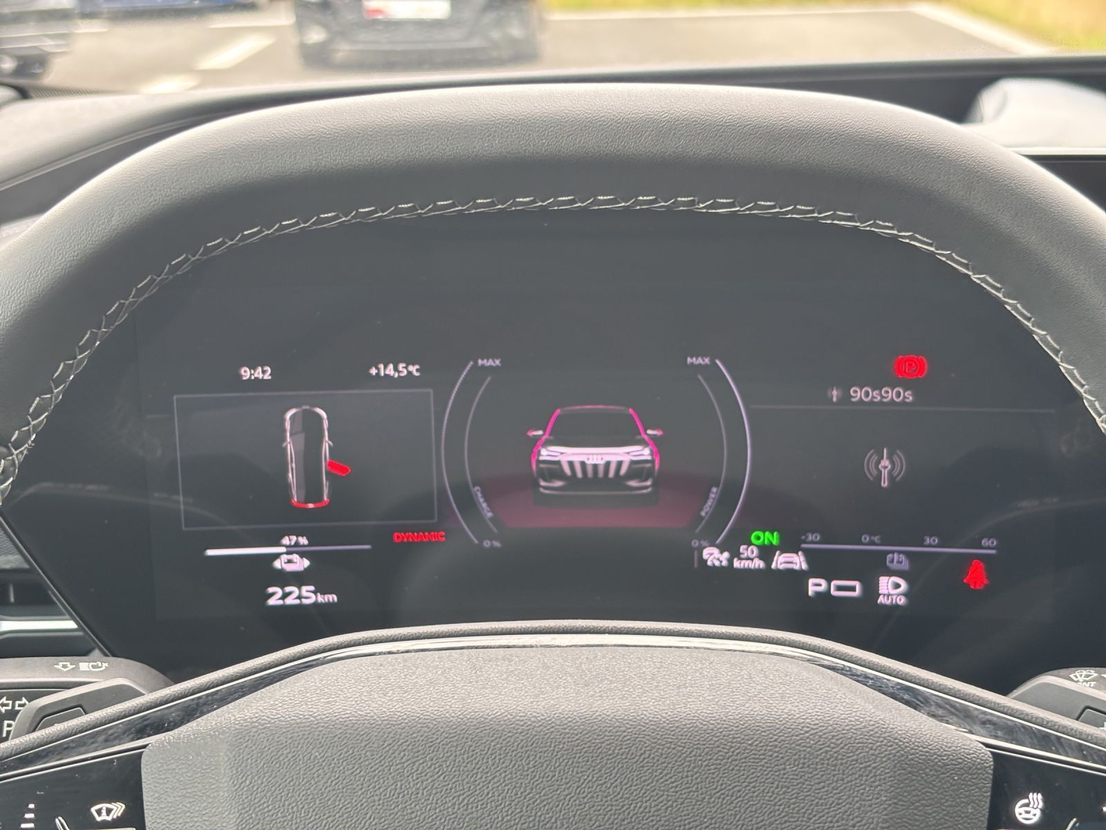 Audi SQ6 e-tron - Bild 9