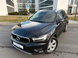 Volvo XC 40 XC40 Momentum AWD - gebrauchte Volvo XC40 aus dem Jahr 2019