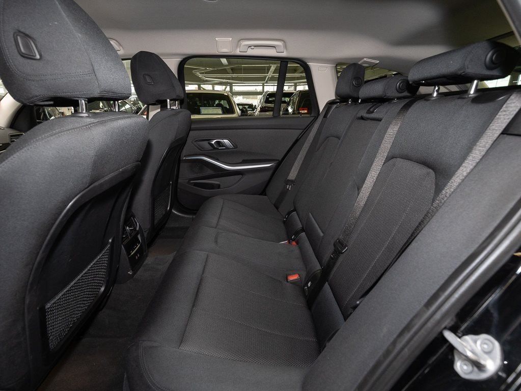 BMW 320 - Bild 13