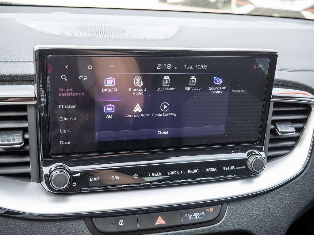 Kia Ceed_SW 1.5 T-GDi Ultimate Edition NAVI ACC LED