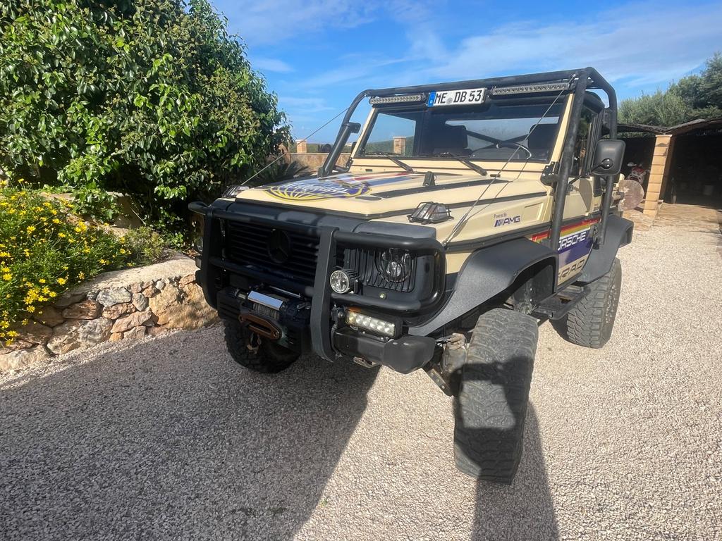 Mercedes-Benz G 500