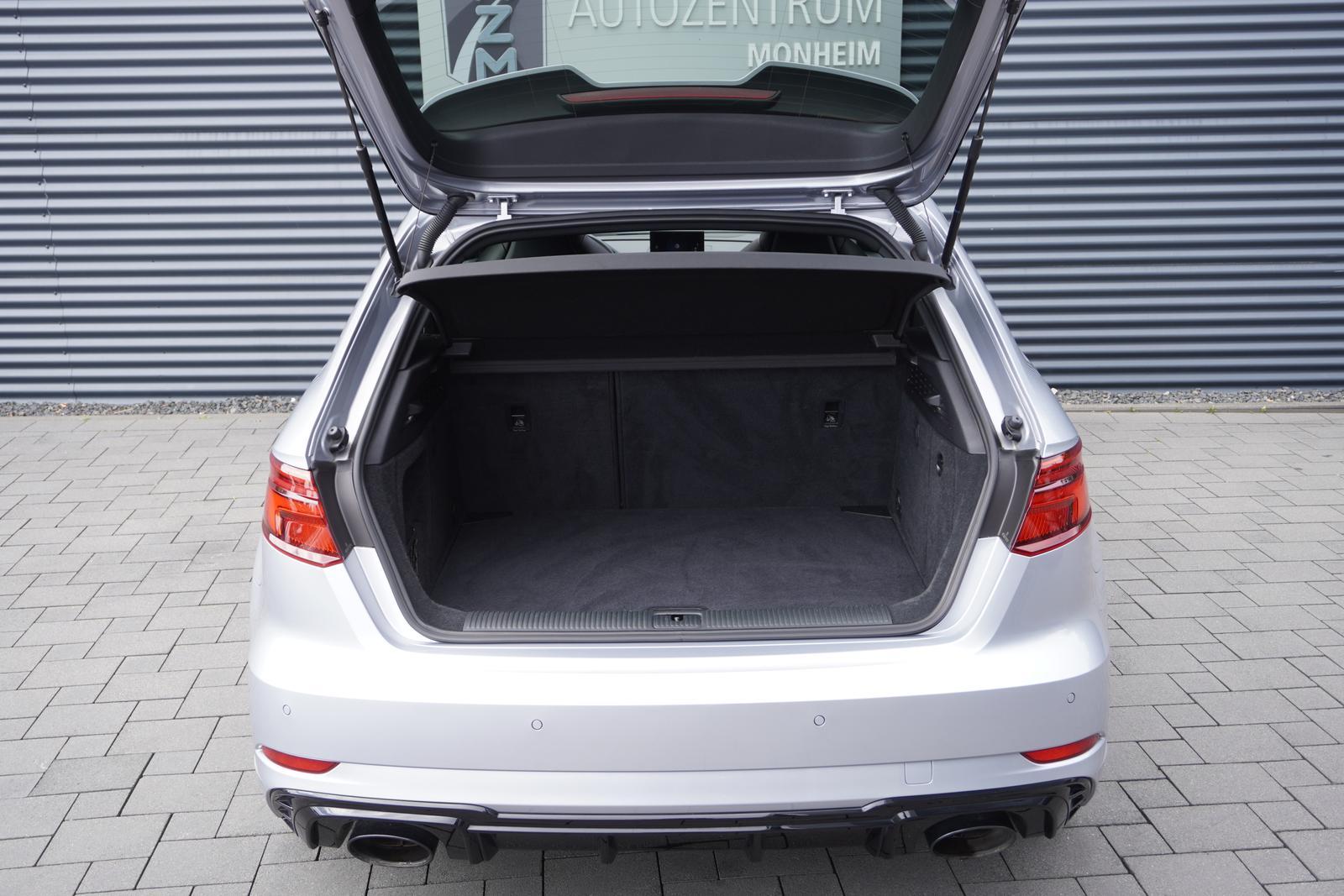 Audi RS3 QUATTRO|SPORTBACK|RS-SITZE|PANORAMA|MATRIX