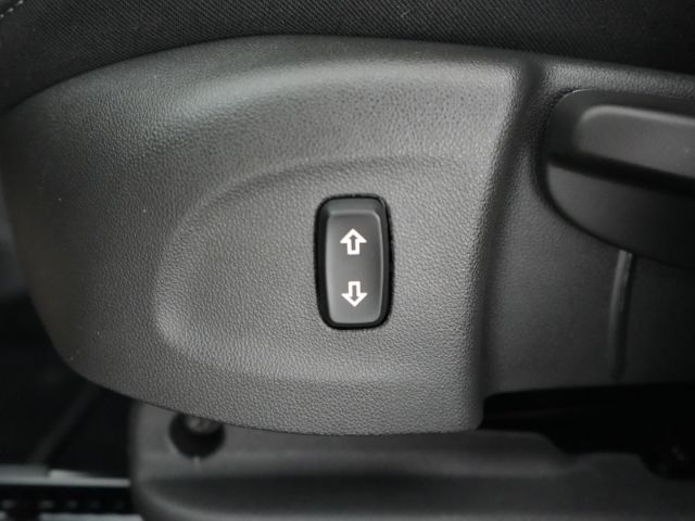 Crossland ELEGANCE PAKET AT+LED+NAVI+RÜCKFAHRKAM