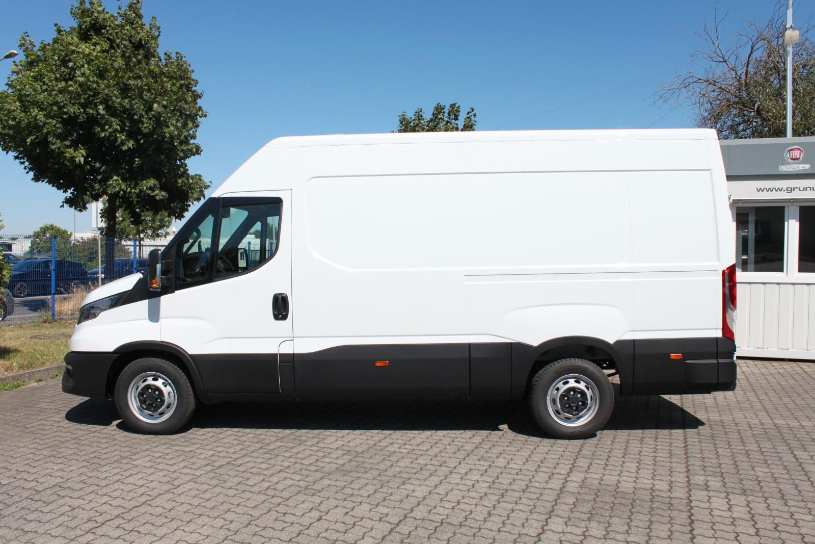 Iveco Daily 3,0 Autom. Airline/Boden/Verkleidung