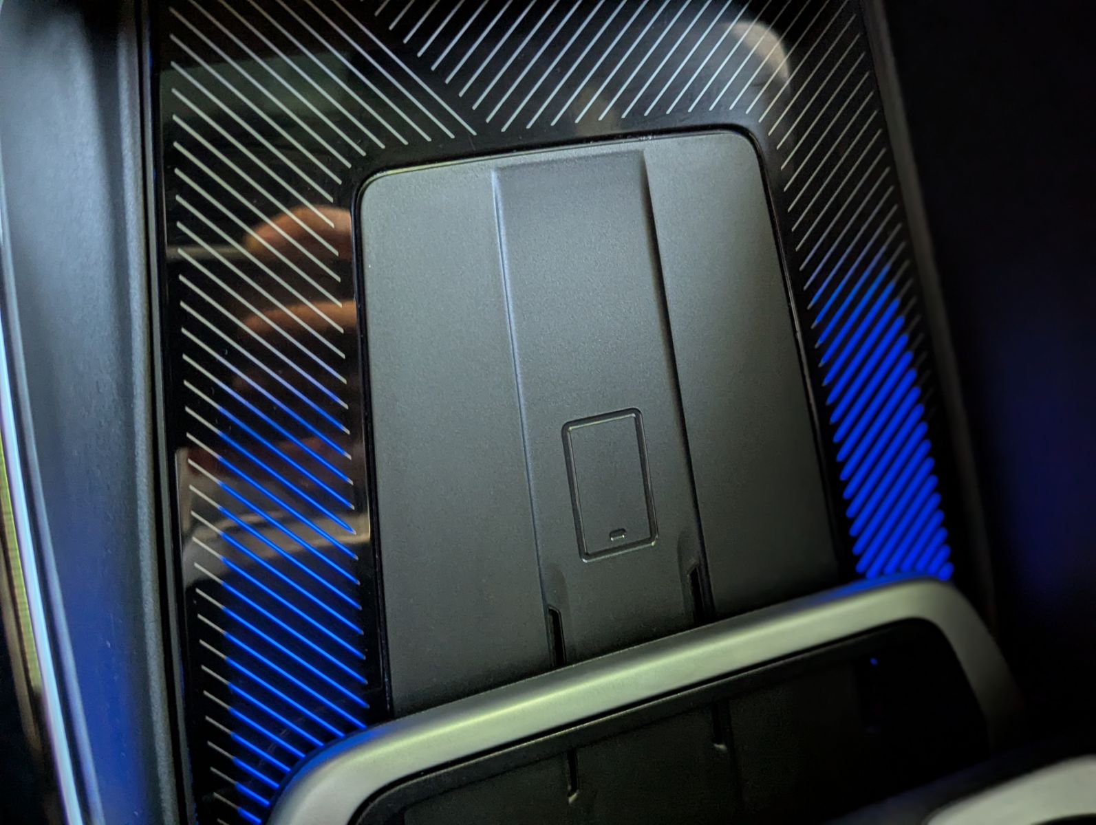 BMW X2 20 i M-Sport Pano Aktivsitze Kamera AHK - Image 23