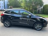Hyundai ix35 2.0 CRDi 135kW Black&Steel 4WD Automati... - Hyundai ix35 Gebrauchtwagen in Frankfurt