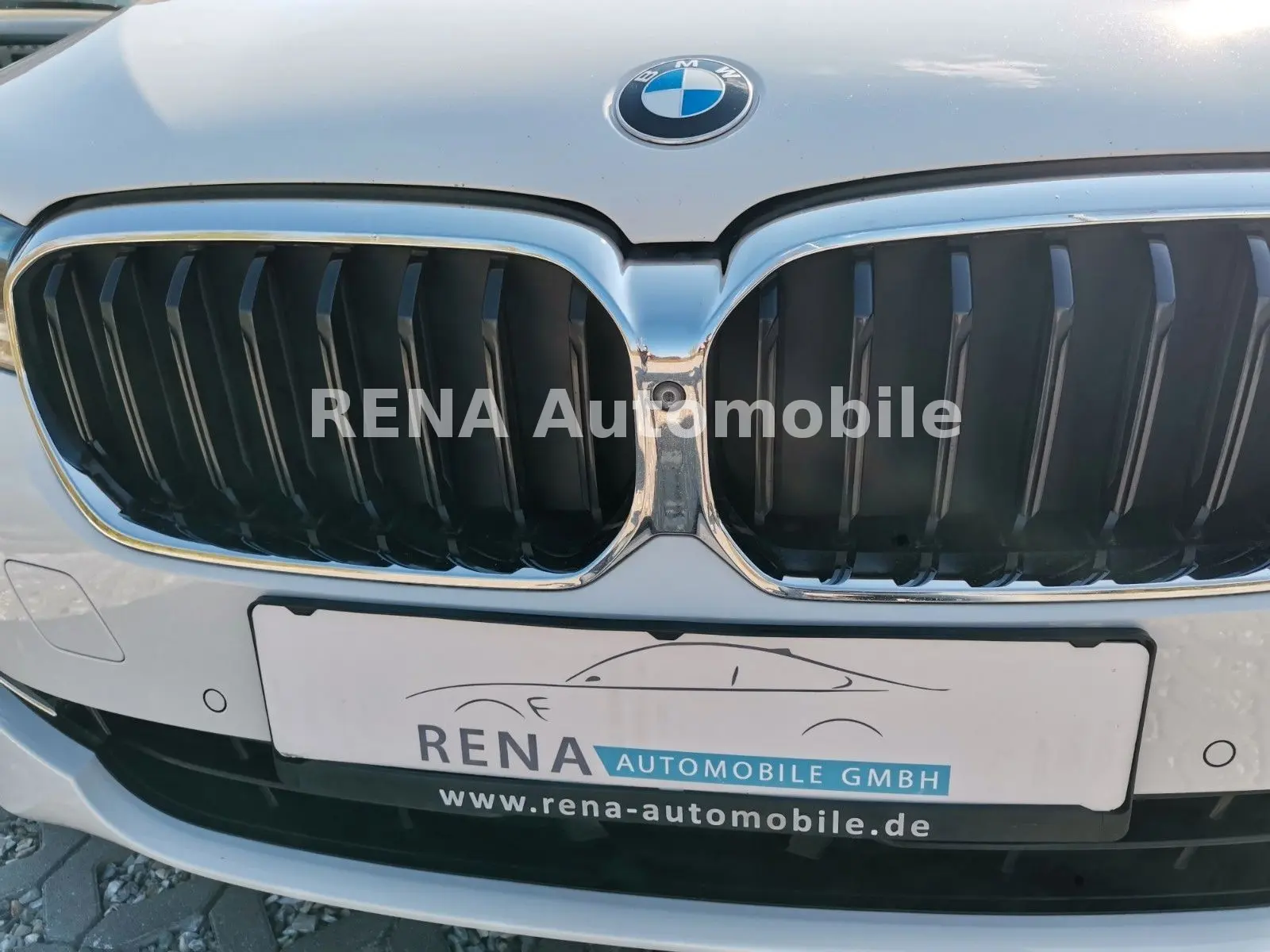 BMW 530 d xDrive Touring*Shadow-Line*19"LMF*Head-Up*
