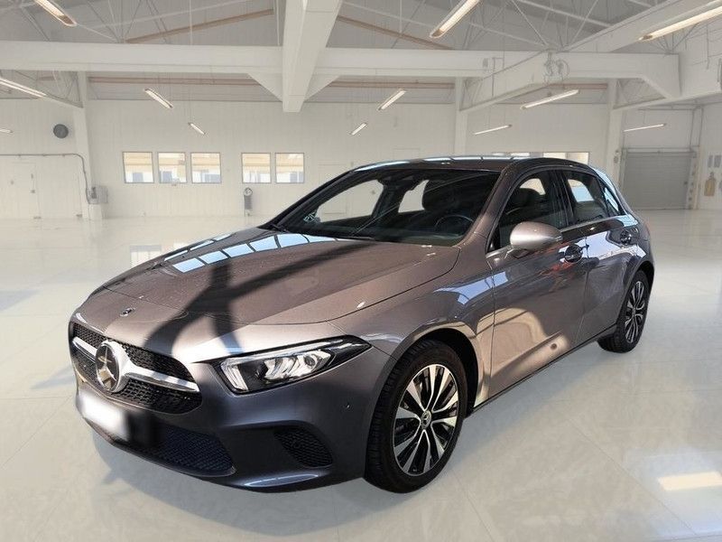 Mercedes-Benz MERCEDES-BENZ A 250 E PLUG-IN HYBRID AUTO BUSINE