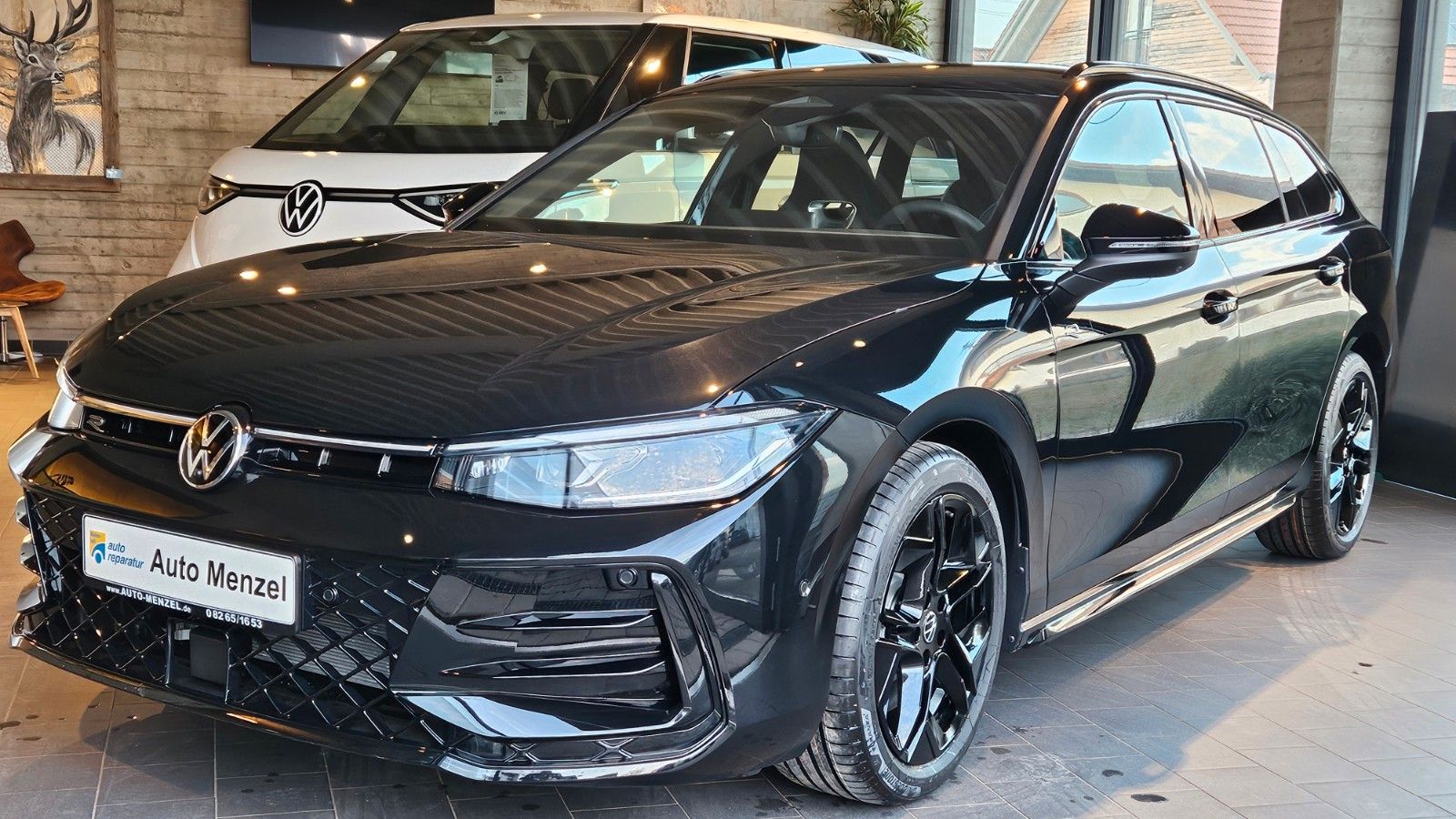 Volkswagen Passat Variant 4Motion R-Line AHK/Headup/2026/IQ