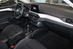 Fahrzeugabbildung Ford Focus Cool & Connect NAVI ACC WinterPaket PDC
