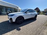 BMW iX xDrive40 Sportpaket/AHK/B&W HiFi/2-Achs-L - BMW iX von privat