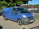 Opel Vivaro Kasten 1.9DTI Lang L2H1 2,9t TÜV KLIMA - Opel Vivaro aus 2005