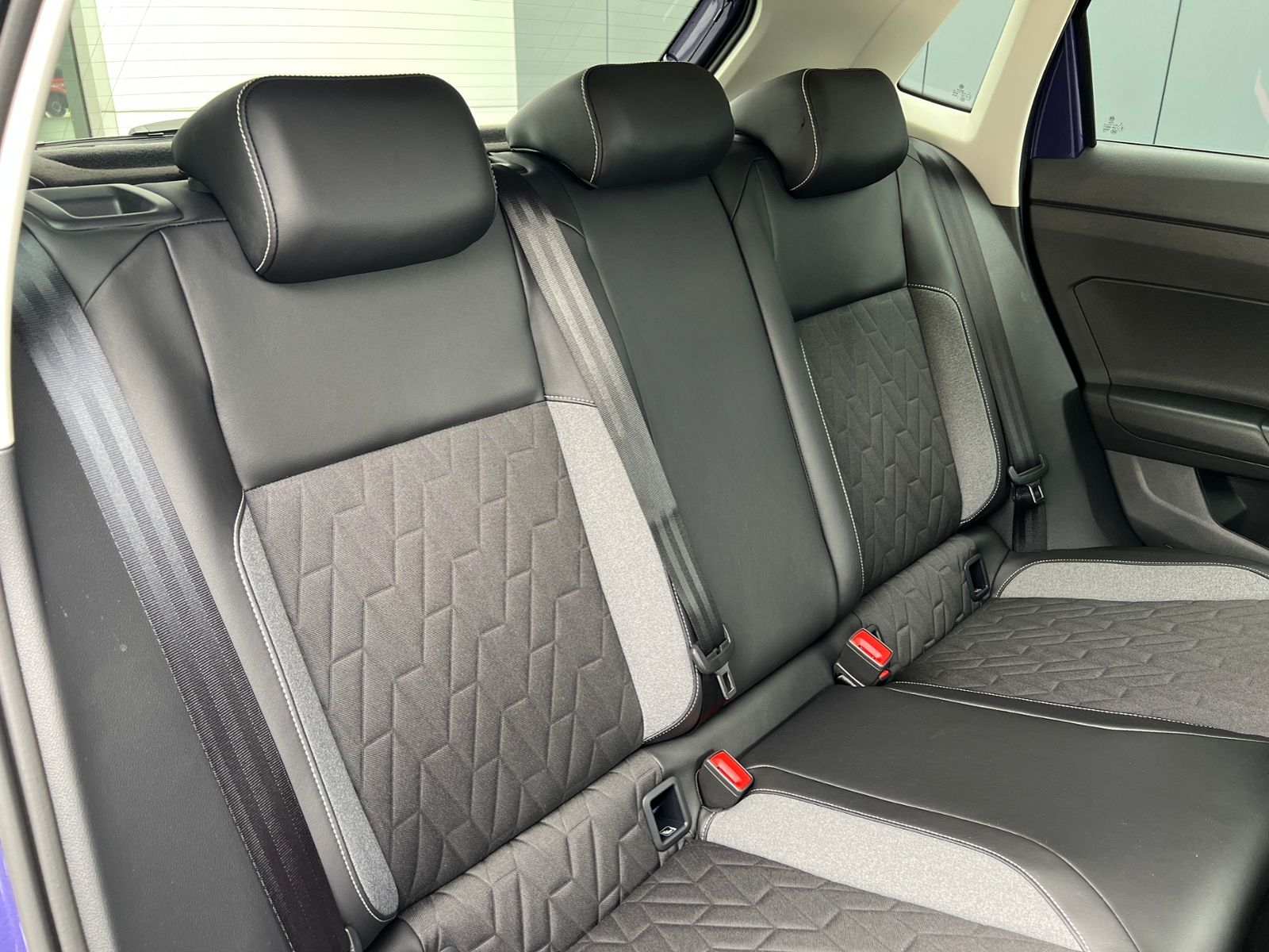 Fahrzeugabbildung Volkswagen Polo GOAL 1.0 TSI DSG *LED, App-Connect, 16"-LM*