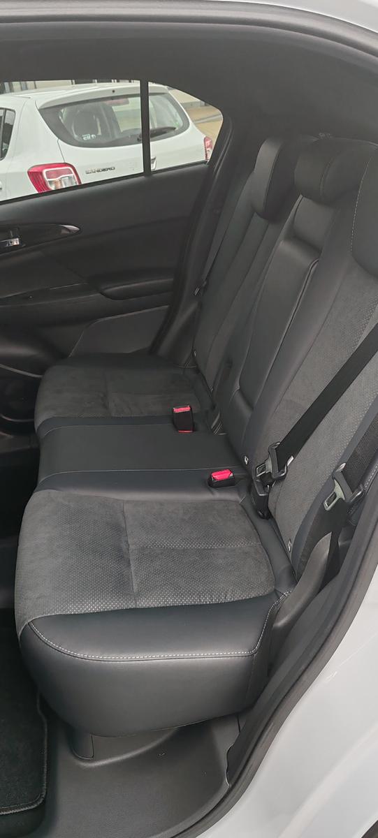 Mitsubishi Eclipse Cross Plus Select Hybrid 4WD
