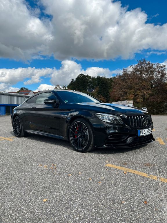 Image of Mercedes-Benz C 63 AMG