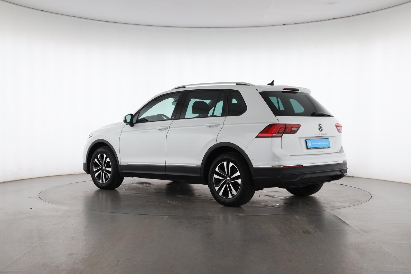 Volkswagen Tiguan 2.0 TDI UNITED NAVI ACC LED AHK, миниатюра 4