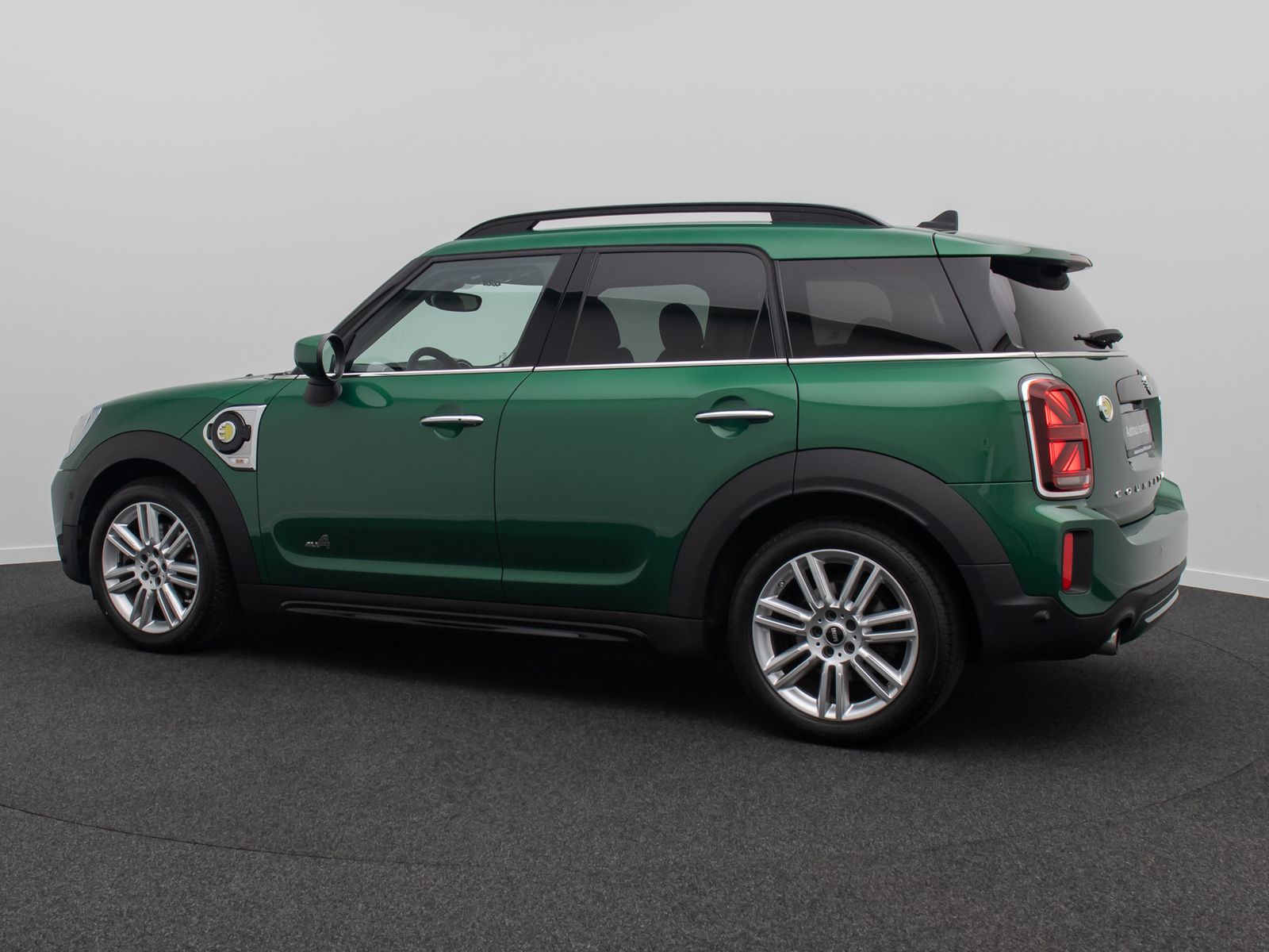 Fahrzeugabbildung MINI Countryman SE (Cooper) ALL4 HUD Kamera H/K Voll