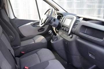 Renault Trafic - 10