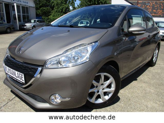 Peugeot 208 Active 1,4 mit Klima, Alu, ...