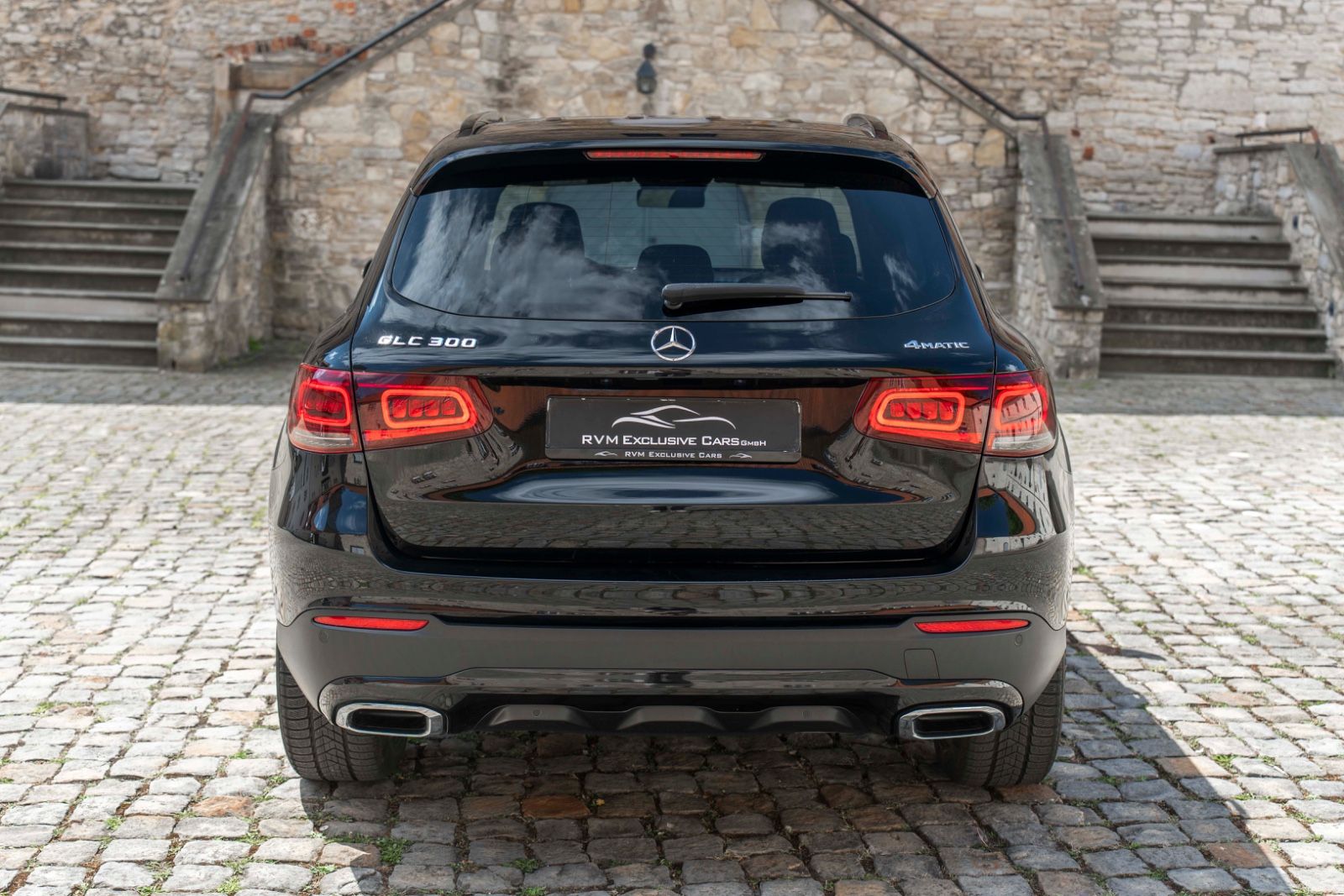 Fahrzeugabbildung Mercedes-Benz GLC 300 4MATIC LED 360° PANO TOTW NAV OFFROAD