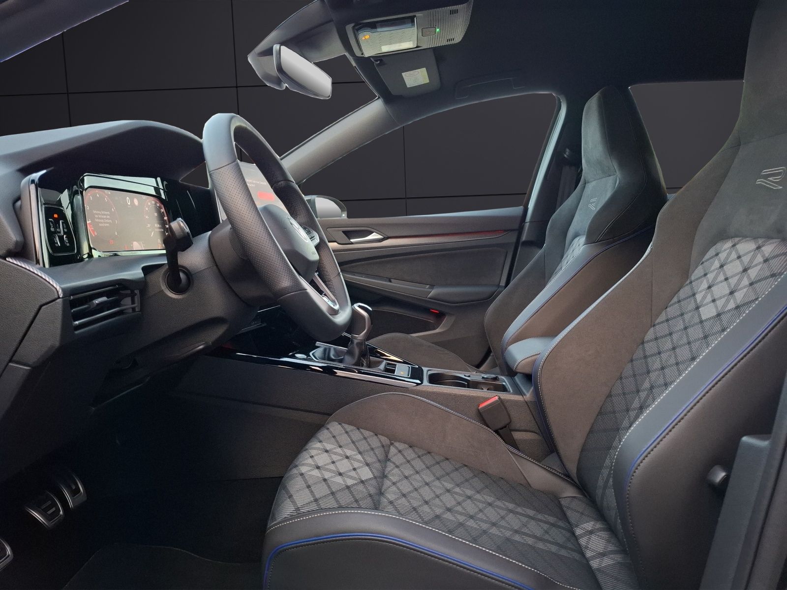 Fahrzeugabbildung Volkswagen Golf VIII Variant TSI R-Line Matrix Navi AID ACC