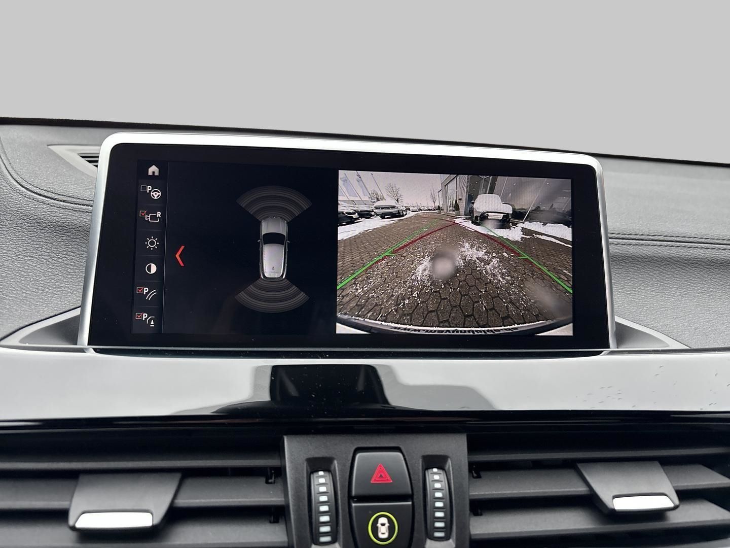 BMW X2 18i RFK SHZ DAB NAVI Navi LED El. Heckklappe  foto 11