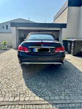Mercedes-Benz E 200 Cabrio Autom. Sport Edition AMG - Mercedes-Benz: Schwarz, Edition AMG