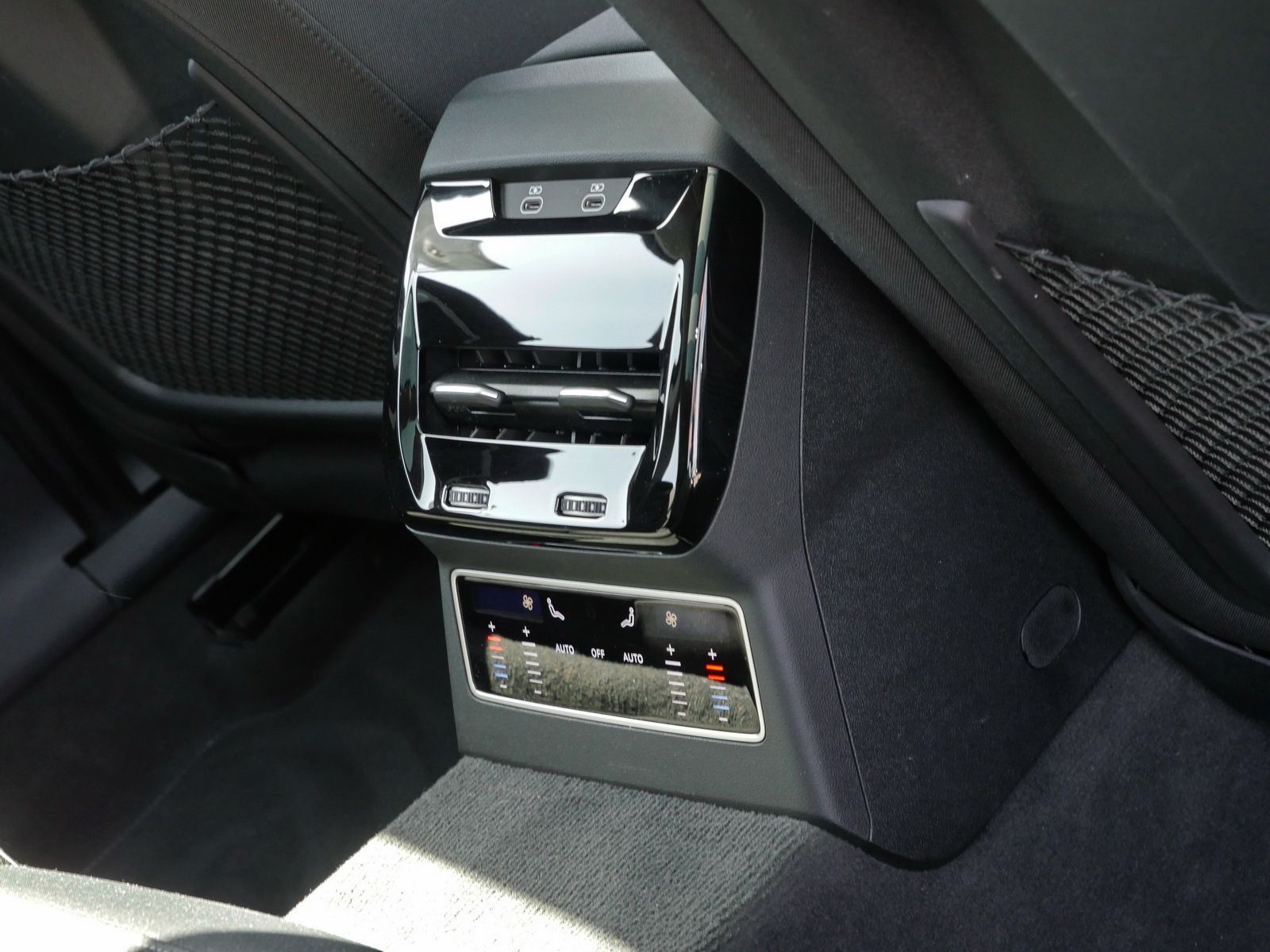 Audi A6 - Bild 17