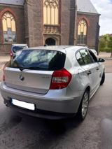 BMW 118i Automatik Tüv Neu Bremsen neu  - gebrauchte BMW 118 aus dem Jahr 2005