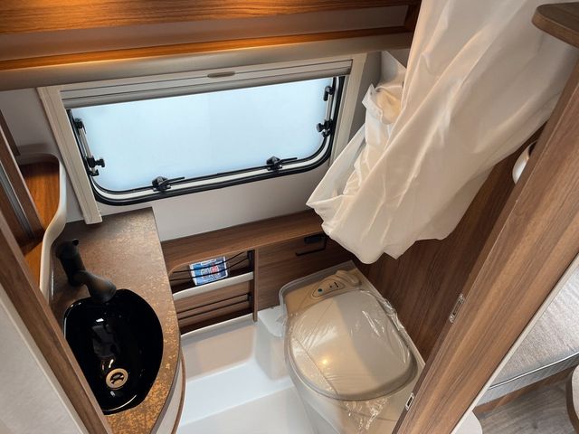 HYMER  ERIBA  HYMERCAR Touring 530 Legend Autark Mover Komfort Dusche