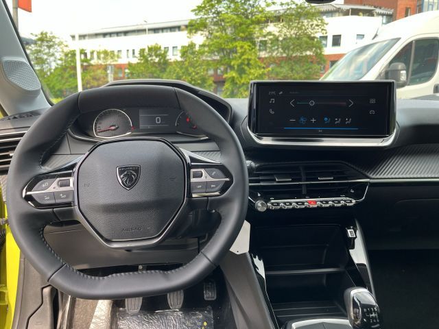 Peugeot 208 PureTech 100 Style