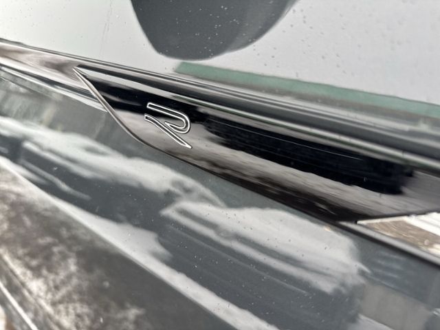 Tiguan 1.5 TSI DSG R-LINE AHK+360°+IQ.LIGHT+NAVI