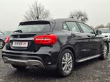 Mercedes-Benz GLA 220 CDI / d 4Matic*Kam*Navi*SHZ*PDC - Mercedes-Benz GLA 220: 4matic
