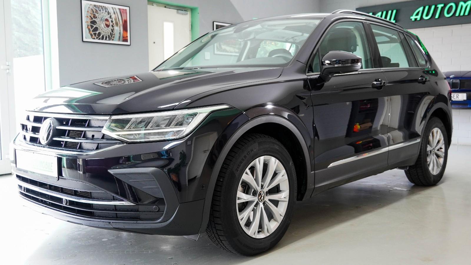 Volkswagen Tiguan ACC, DSG,Navi,Klima,Pano,8-Fach,Automatik