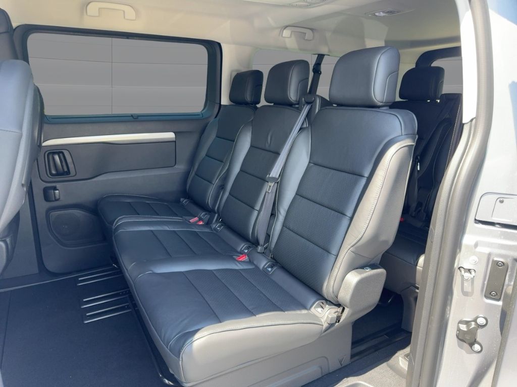 Fahrzeugabbildung Opel Zafira XL 8 Sitzer GS DRIVE PAKET AUTOMATIK
