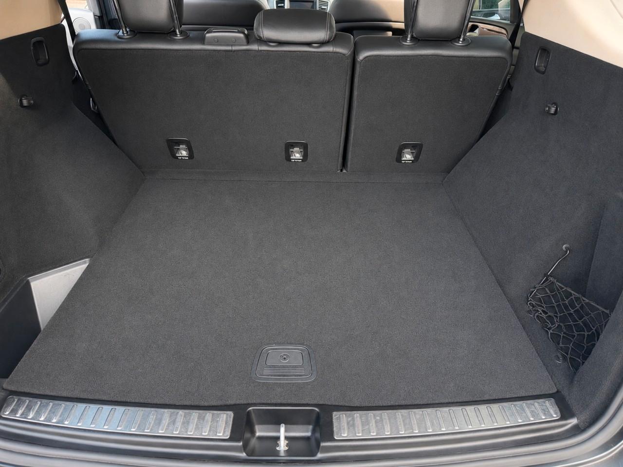Mercedes-Benz ML 350  TÜV NEU Top-Zustand Leder 140Tkm