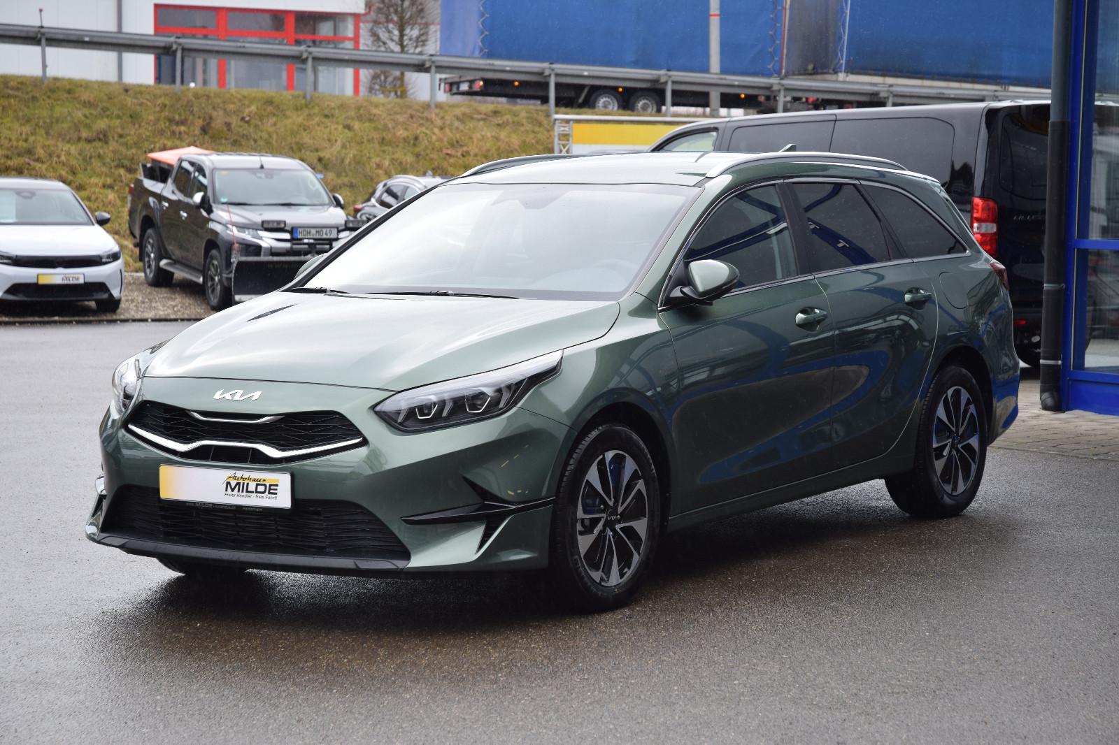Kia Ceed SW 1.5 T-GDi DCT TEMP NAVI SHZ KAMERA LED