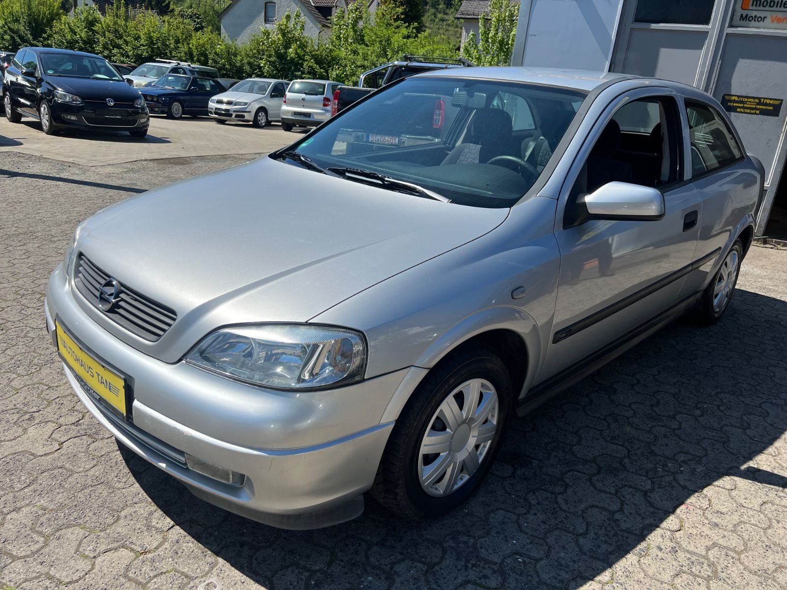 Fahrzeugabbildung Opel Astra 1.6 16V *WENIG KILOMETER* AUTOMATIK *