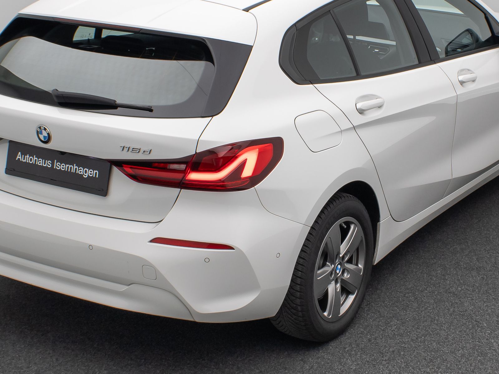 Fahrzeugabbildung BMW 116d Kamera DAB Sitzhzg LED Geschwindigkeitsreg