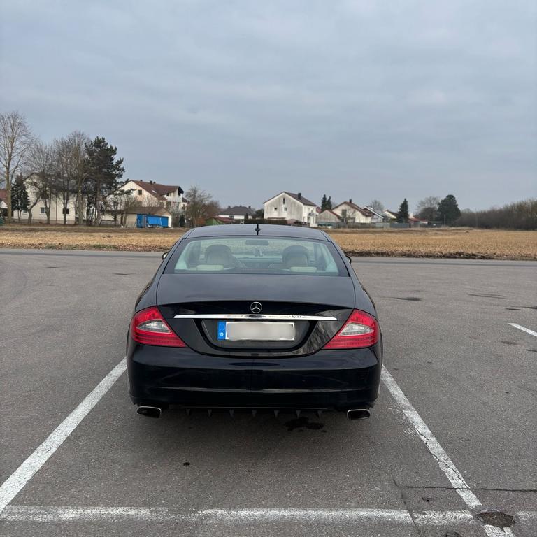 Mercedes-Benz CLS 320