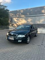 Skoda Octavia 2.0 FSI ELEGANCE TÜV NEU - Skoda Octavia: Fsi