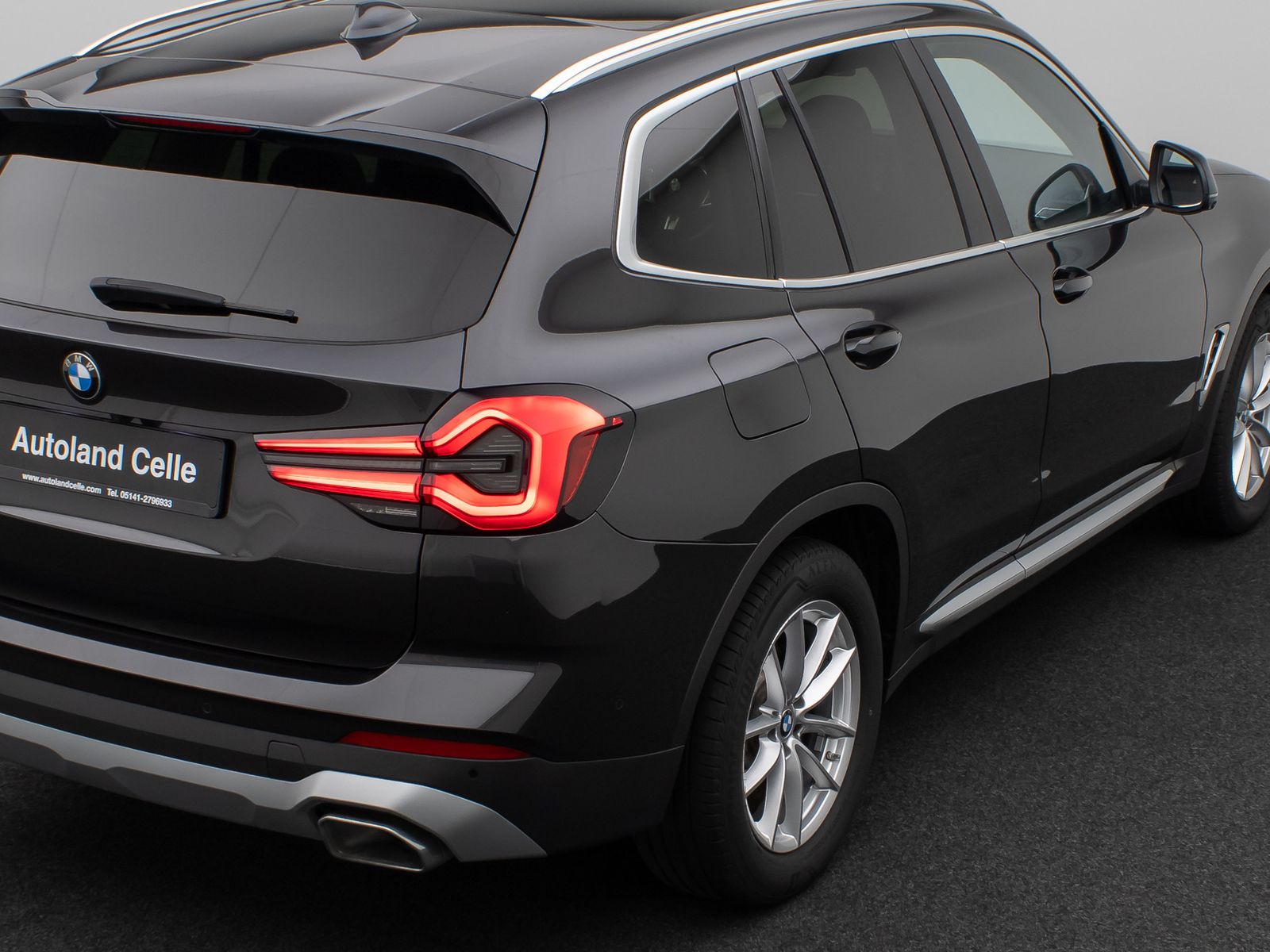Fahrzeugabbildung BMW X3 xD30i Panorama 360°HUD DAB HiFi Komfort Sport