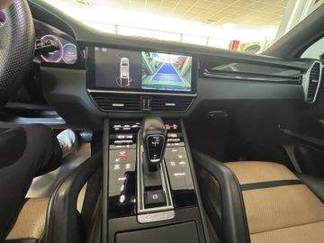 Porsche Cayenne - 12