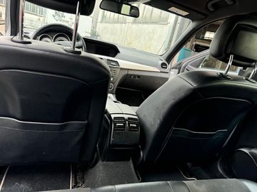 Mercedes C 200 - 6