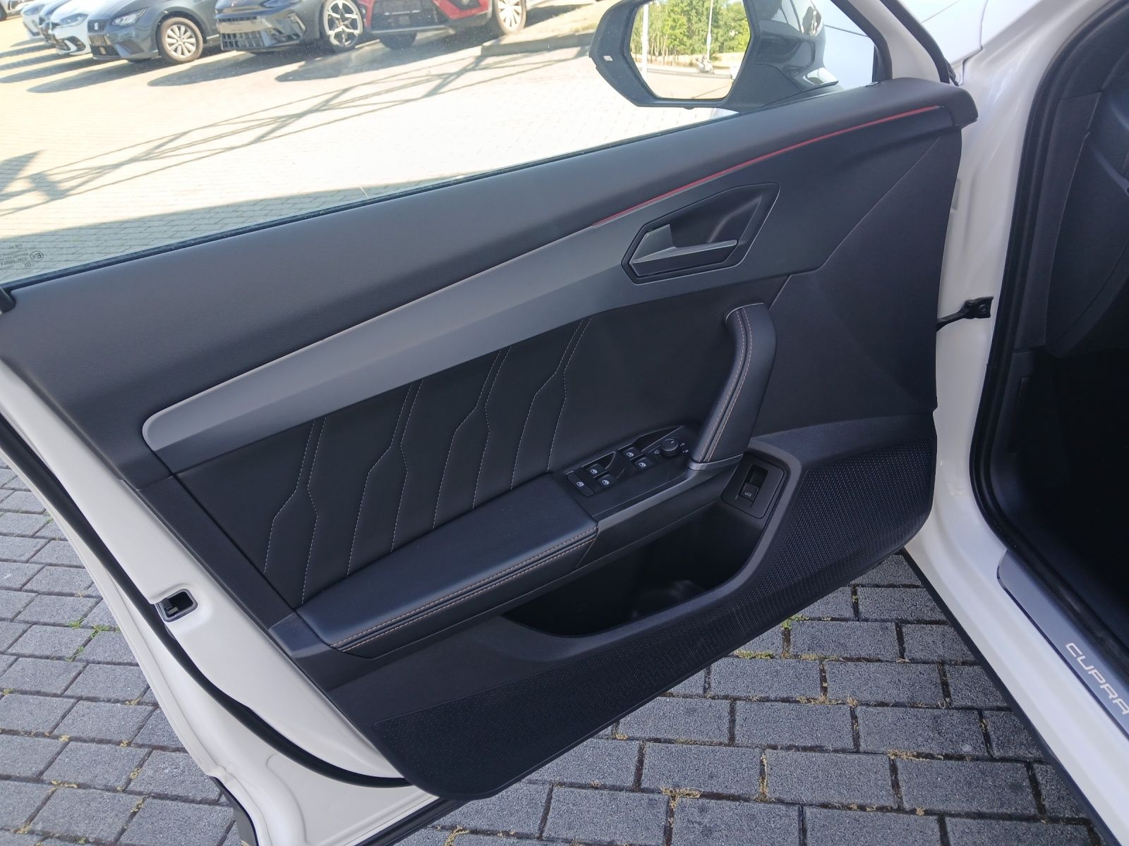 Fahrzeugabbildung CUPRA Formentor TSI DSG 4Drive LED Pano ACC RFK SH 19"