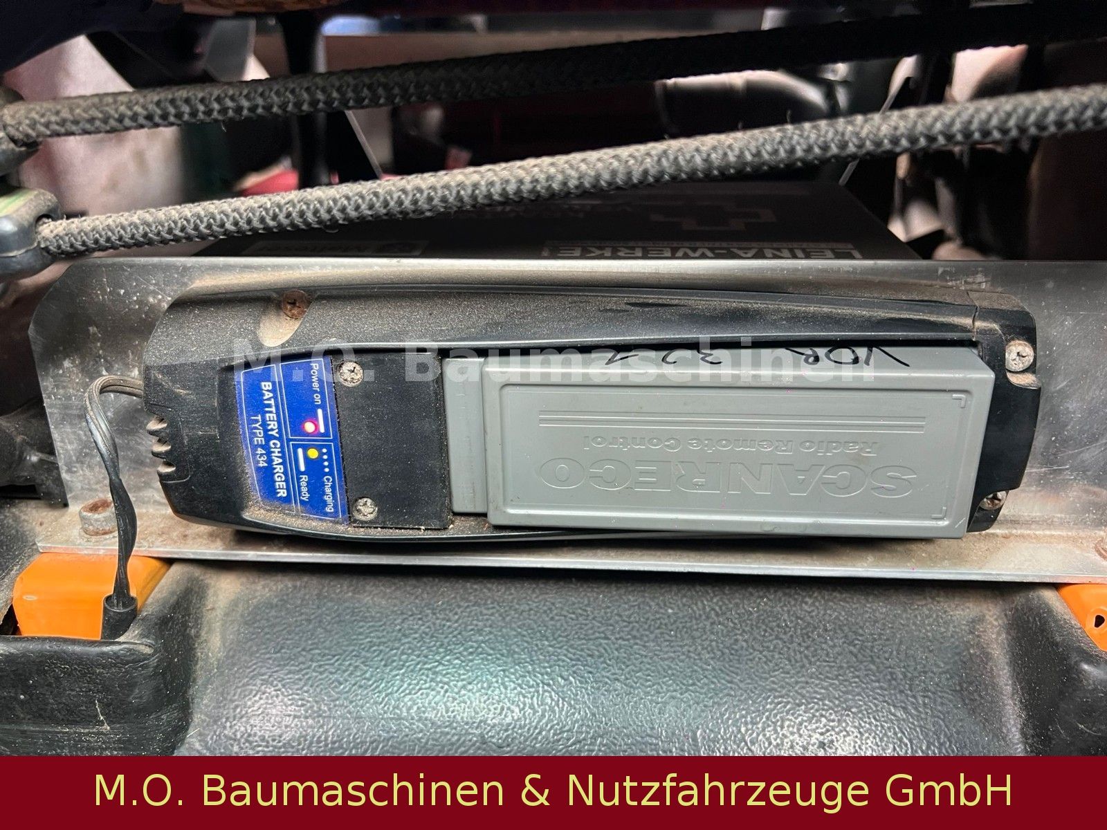 Fahrzeugabbildung MAN LE 14.220/Palfinger PK 12502/3.Seitenkipper/Doka