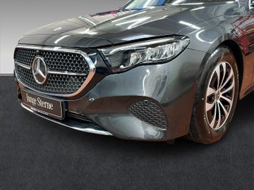 Mercedes E 200 - 3